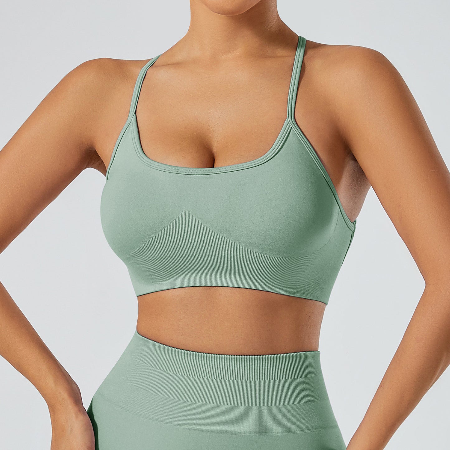 Seamless Yoga Sports Bra for Women Versatile Quick Dry Activewear with Beautiful Back Design for Comfort and Performance