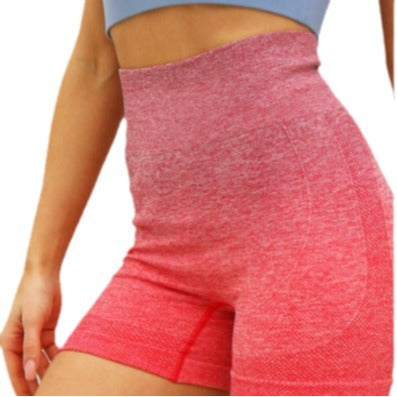 Seamless Gradient Dyed Peach Butt Lifting Compression Yoga Shorts for Women for Fitness and Workout Enthusiasts