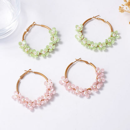 Chic Minimalist Fresh Sweet Beaded Flower Tassel Geometric Statement Earrings – Perfect Everyday Accessories for Vacation and Versatile Styling