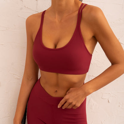 Seamless Sports Bra with Cross Back Design Supportive Shock Absorbing and Fitness Bralette for Comfort and Performance