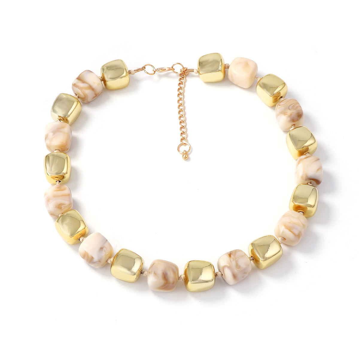 Stylish Minimalist Geometric Resin Beaded Square Necklace for Women - Elegant Choker-Style Chain for Effortless Everyday Chic