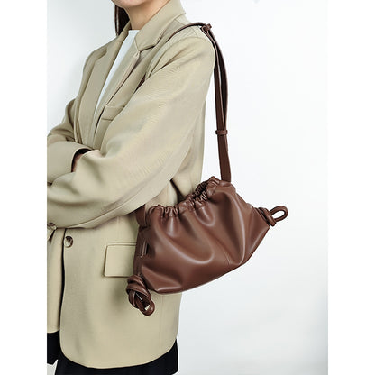Genuine Leather Women's Wrinkled Cloud Bag Chic Korean Inspired Fashion for Casual Wear Shoulder and Crossbody Options