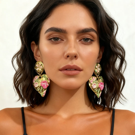 Exquisite Vintage-Inspired Palace-Style Oil Painting Alloy Drop Heart Flower Earrings – Bold Floral Design for Elegant Statement Jewelry