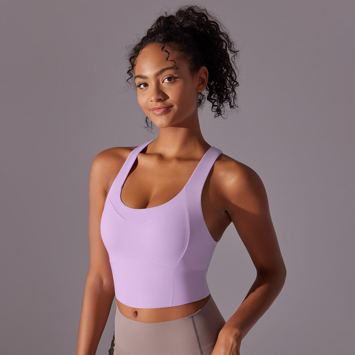 Seamless Sports Bra with Molded Cups Women's Yoga and Running Top for Maximum Support and Comfort