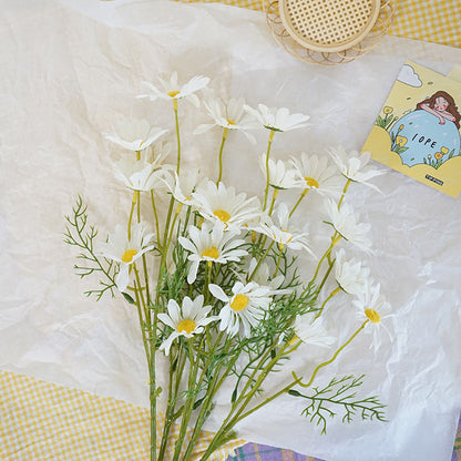 Charming Faux Chamomile Daisy Bouquet - Realistic Plastic Flowers for Home Décor, Living Room Accents & Photography Props