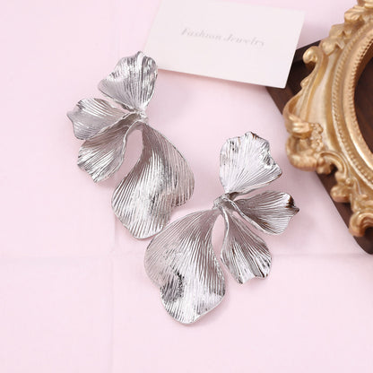 Chic Luxury Multi-Layer Vintage Texture Petal Earrings – Unique Versatile Design for Effortless Elegance