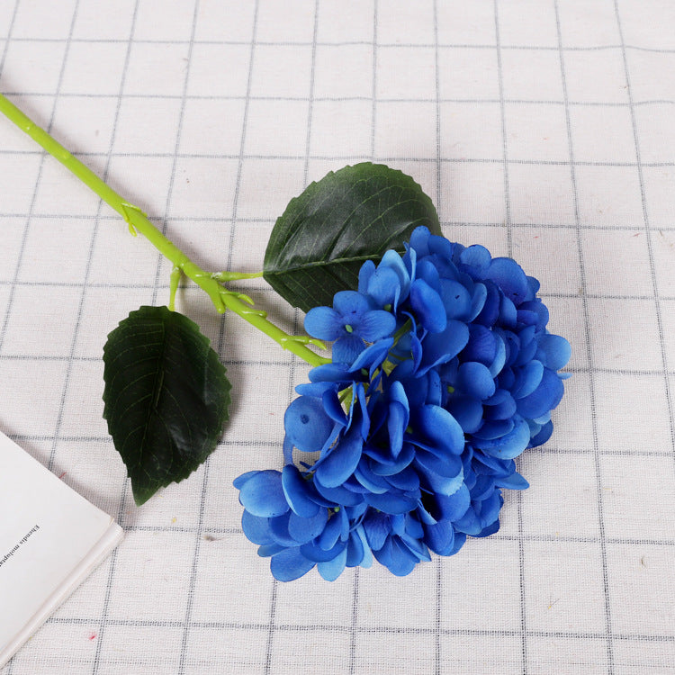 Realistic New Moon Hydrangea Flower - Single Stem Faux Flower with Leaves for Indoor Décor and Wedding Celebration - Charming Artificial Floral Arrangement