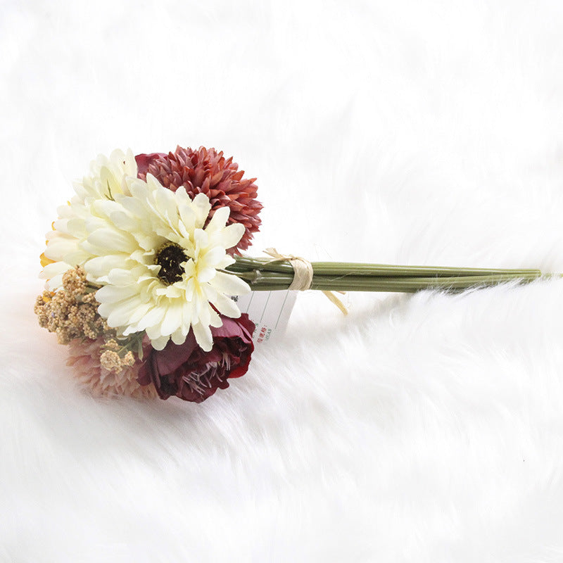 Lifelike Faux African Daisy Flower Bouquet - Elegant Artificial Floral Arrangement in Soft Pink and White, Perfect for Home Decor and Living Room Centerpieces