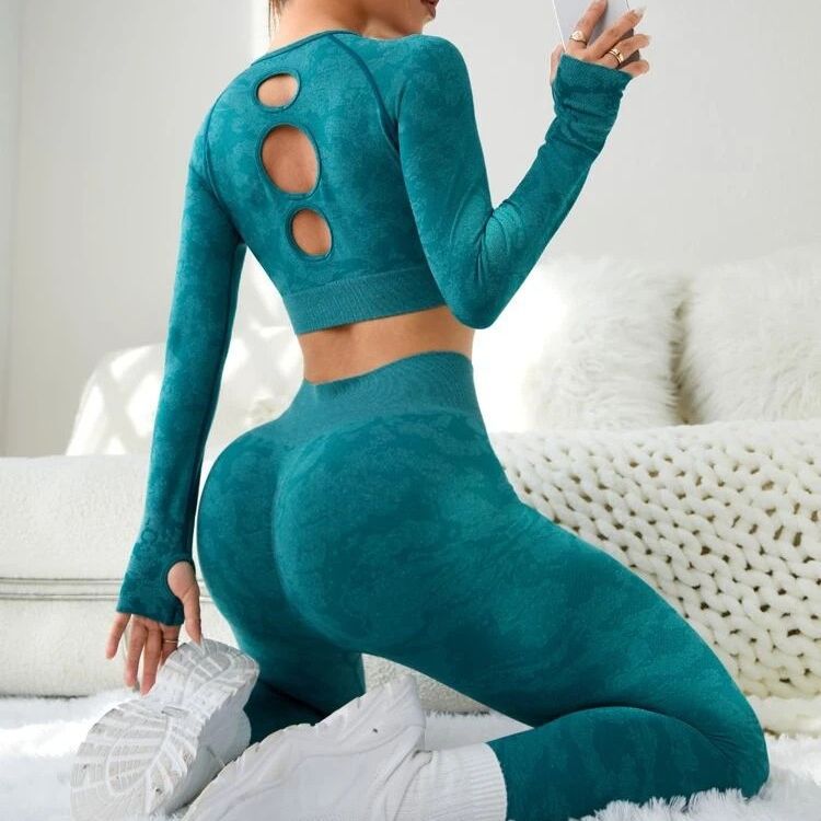 Hollow Back Long Sleeve Top with High Waisted Butt Lifting Leggings Yoga Fitness Set for Comfortable and Chic Workouts