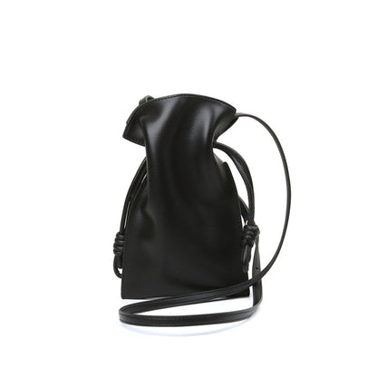 Women's Drawstring Bucket Bag Versatile Leather Shoulder and Crossbody Purse Chic Minimalist Design for Fashion Forward Women