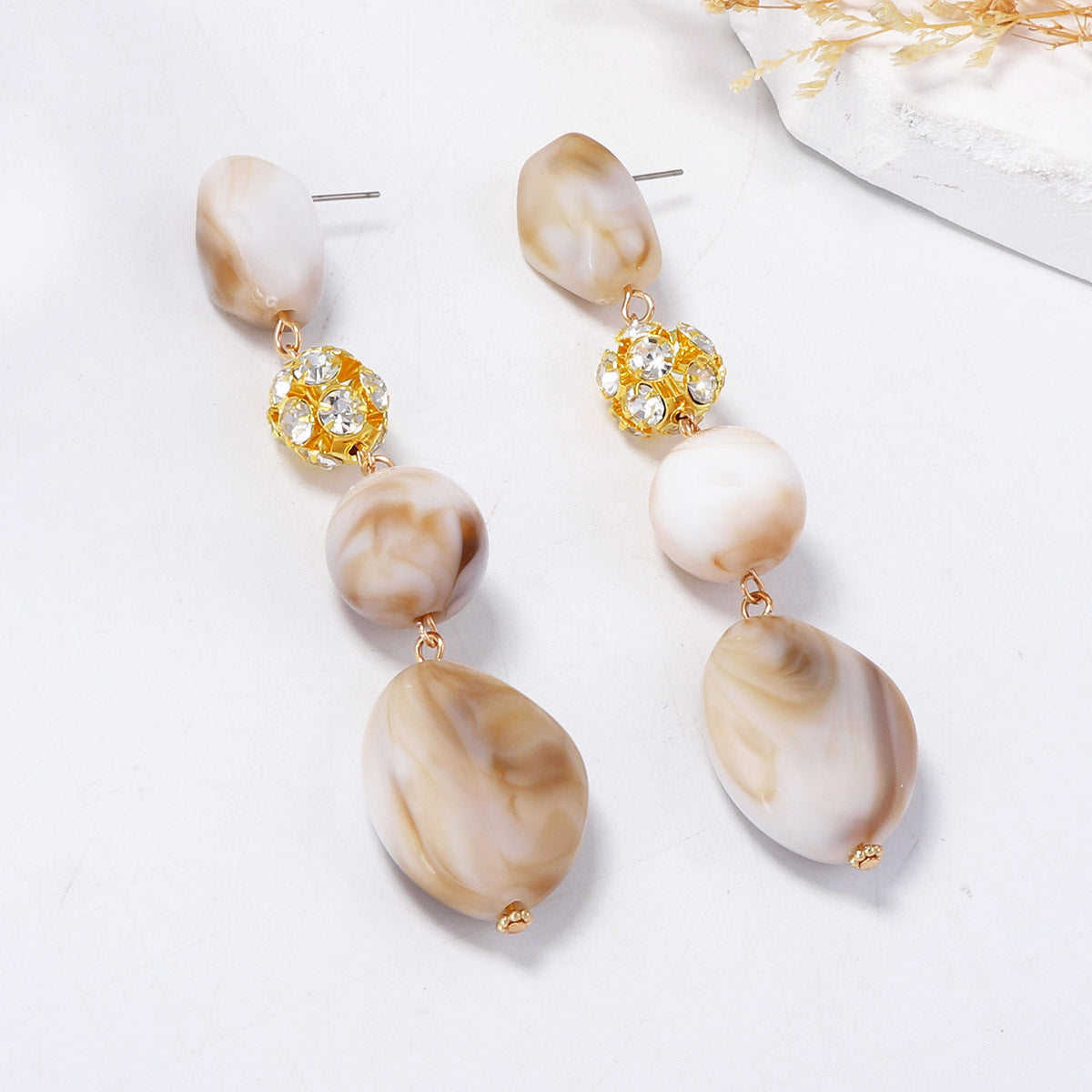 Chic Minimalist Vintage Geometric Resin Beaded Earrings with Delicate Rhinestone Accents and Flattering Long Tassels