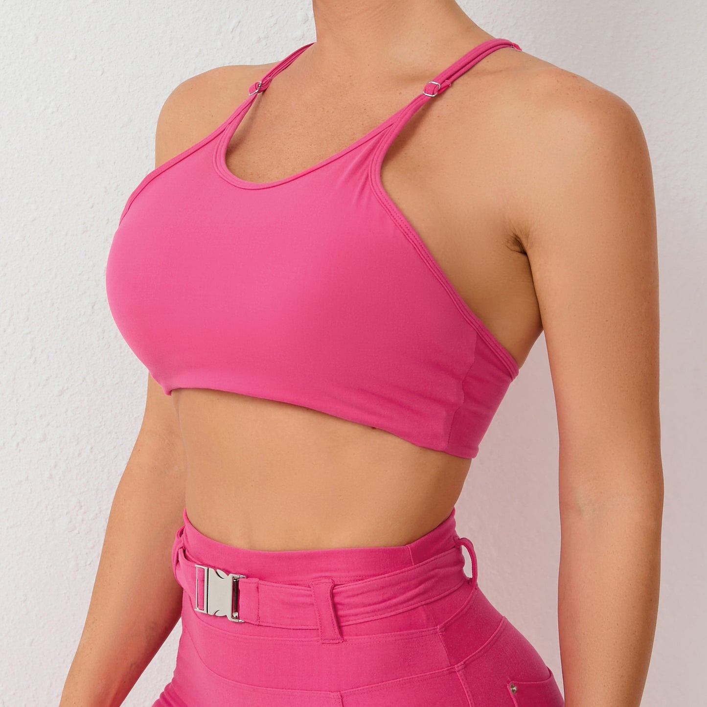 Adjustable Supportive Back Yoga Bra Moisture Wicking Sports Top for Outdoor Running and Fitness