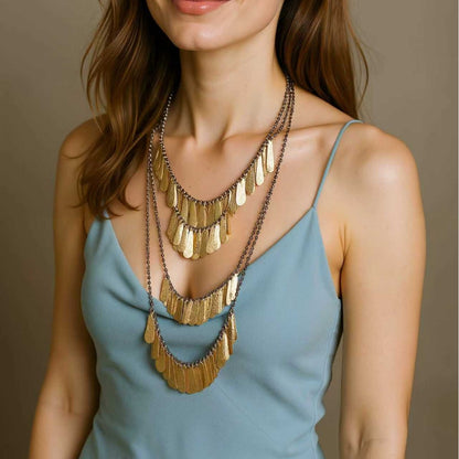 Chic Geometric Metal Pendant Necklace - Multi-layered, Stackable Design with Iridescent Iron Beads for a Luxurious and Unique Look