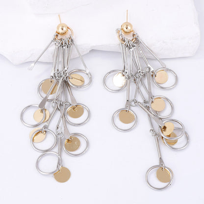 Chic Lightweight Two-Tone Metal Pendant with Modern Geometric Design – Long Tassel Earrings for a Fashion-Forward Look