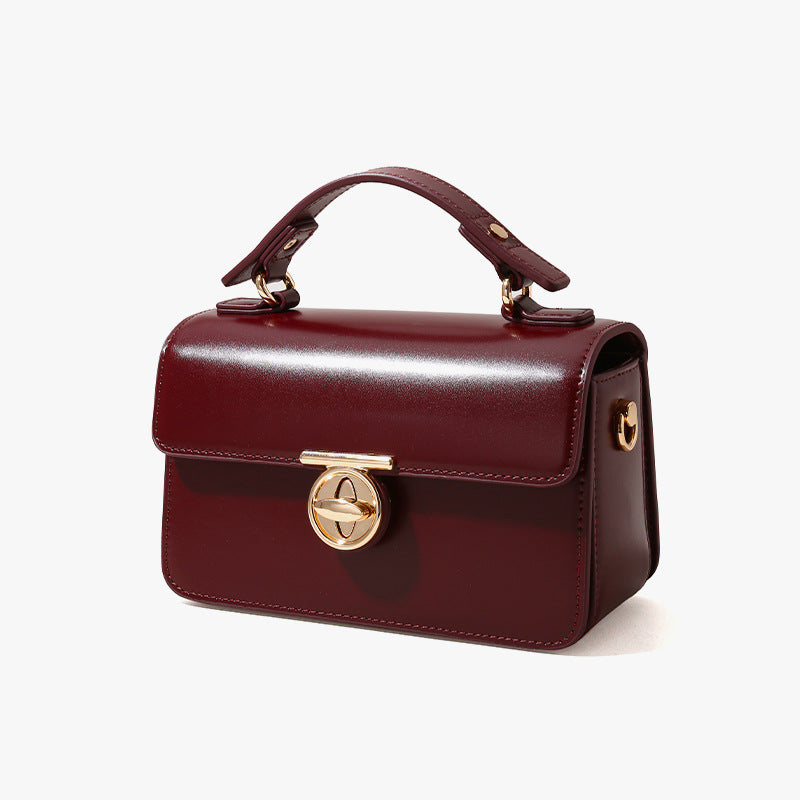 Chic Korean Inspired Envelope Bag Quality Crossbody Handbag for Women Unique Design Versatile Leather Shoulder Bag for Office and Casual Wear