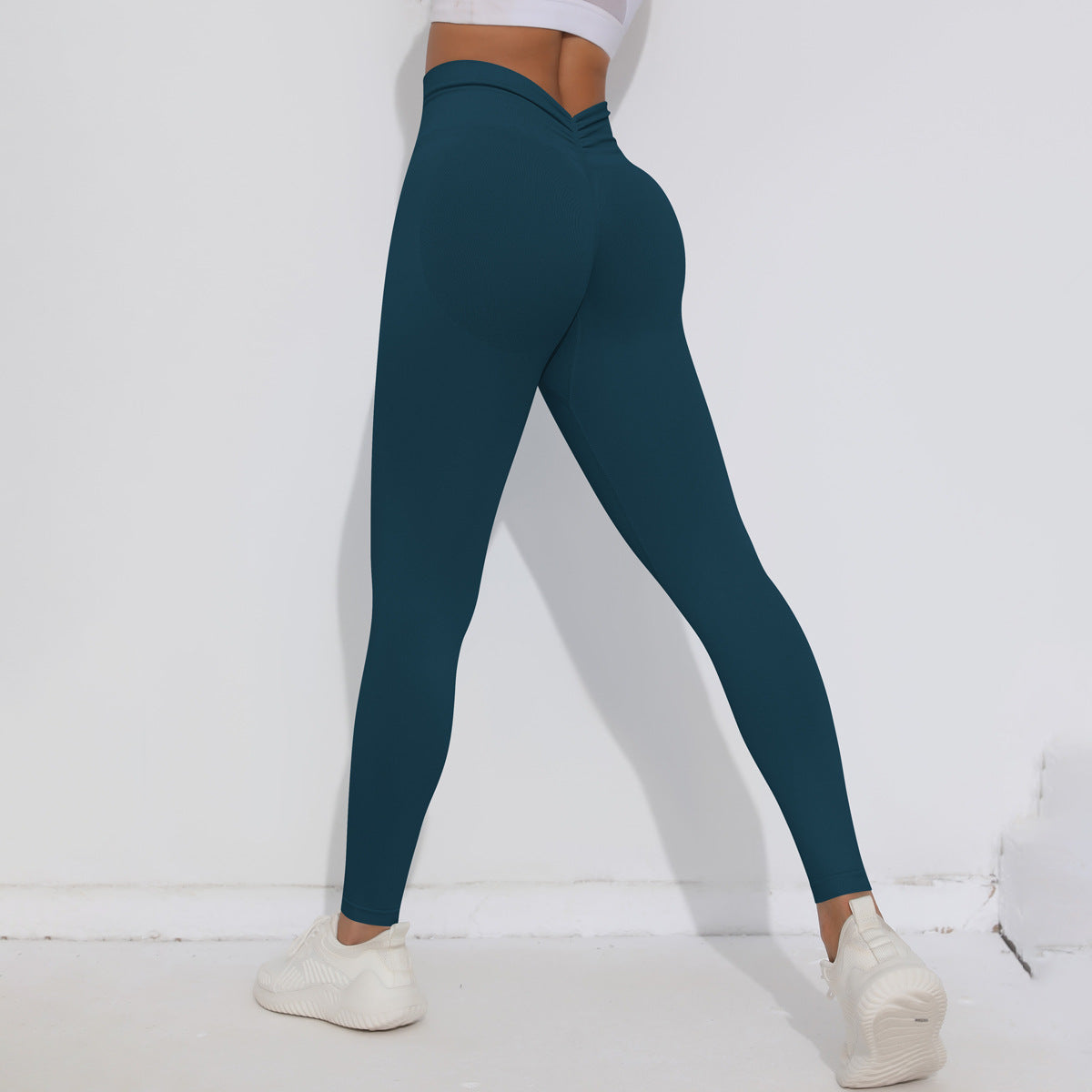 High Waist Seamless Peach Butt Lifting Leggings for Yoga Running and Fitness 3 4 Length for Comfort and Style