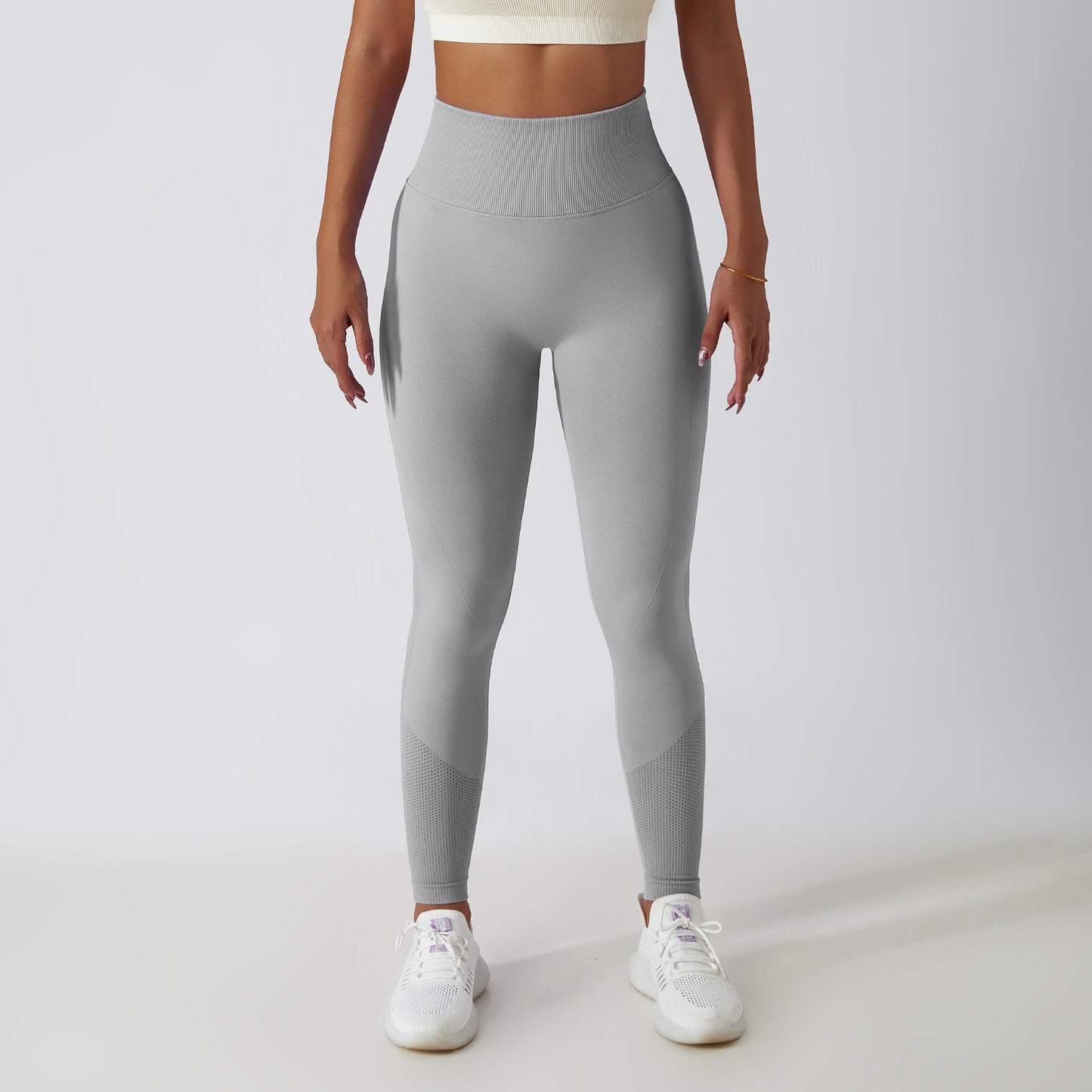 Seamless High Waisted Yoga Leggings for Women Breathable Butt Lifting Outdoor Running Fitness Pants for Yoga and Gym Workouts