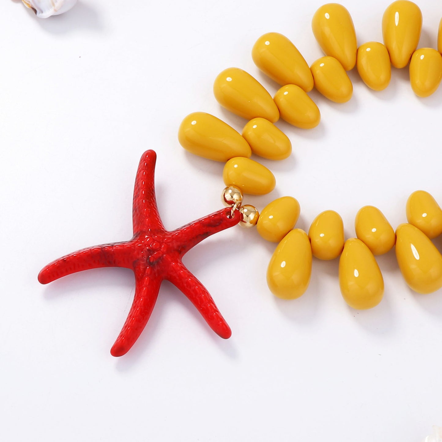 Vibrant Ocean-Inspired Holiday Necklace with Chunky Colorful Beads and Eye-Catching Starfish Pendant - Perfect for Women’s Summer Style