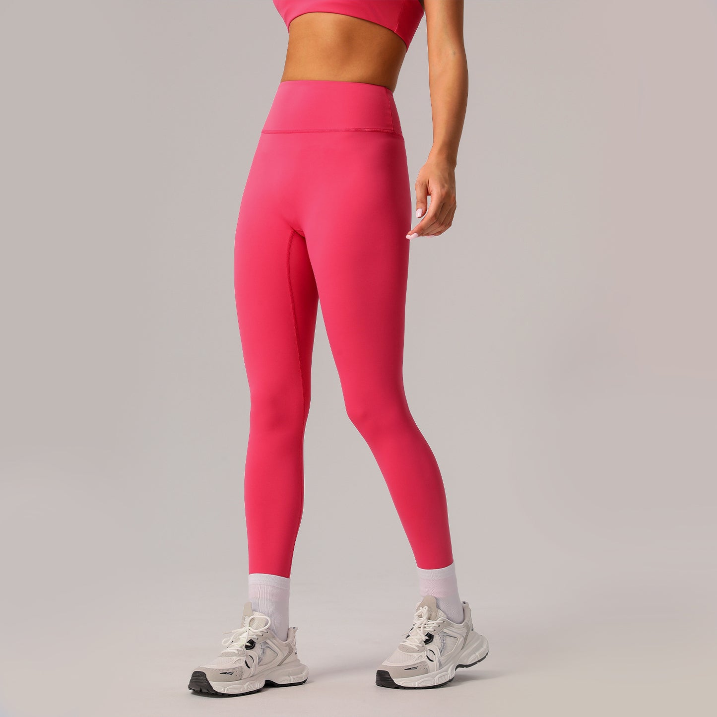 Quick Dry High Waisted Leggings for Workout Running and Yoga No Visible Lines Enhancing Deep V Butt Lift for Fitness Enthusiasts