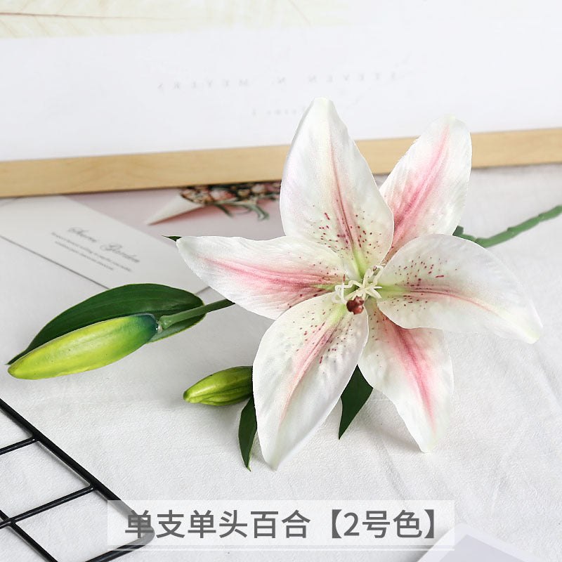 Luxurious Single-Stem Artificial Silk Lily for Wedding Decorations and Home Decor – Exquisite Pre-Made Floral Arrangement for a Touch of Elegance