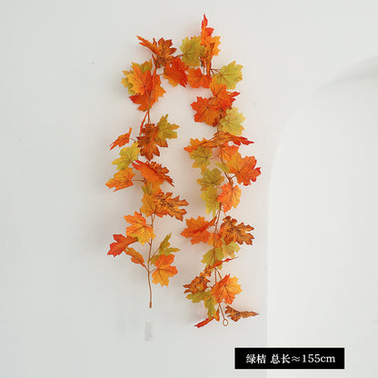 1.8m Maple Leaf Vine for Halloween Home Decoration – Lifelike Faux Floral Wall Hanging with Realistic Autumn Leaves