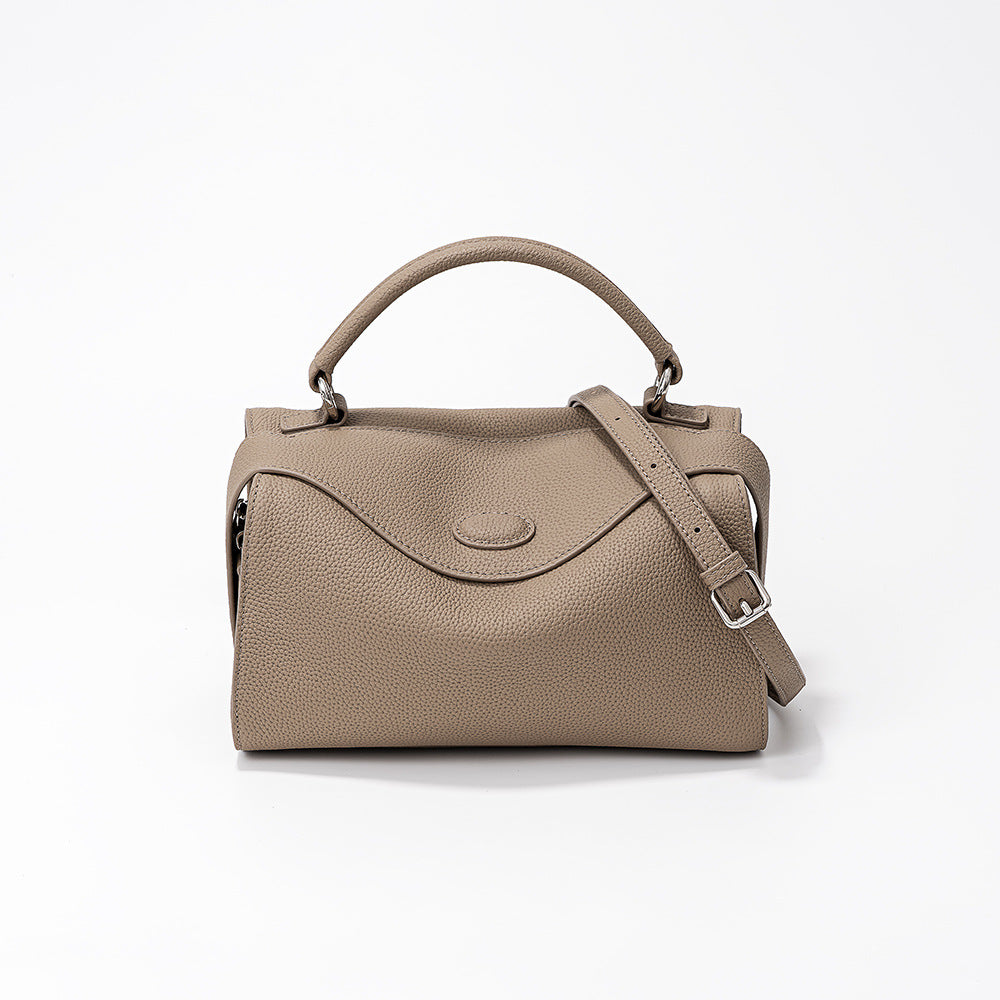 First Layer Cowhide Vintage Boston Bag Spacious Leather Pillow Tote Handbag for Elegant Daily Use