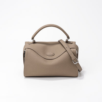 First Layer Cowhide Vintage Boston Bag Spacious Leather Pillow Tote Handbag for Elegant Daily Use