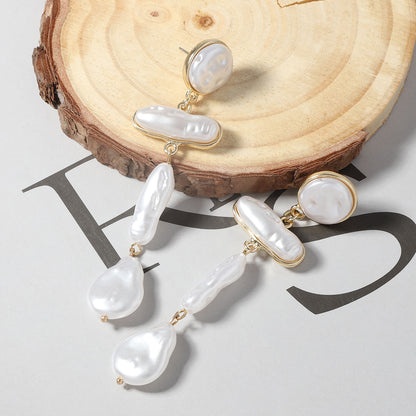 Exaggerated Baroque Irregular Faux Pearl Statement Earrings – Elegant and Versatile Long Drop Dangle Earrings for Women, Perfect for Banquets and Evening Events