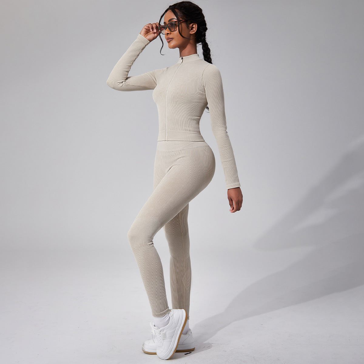 Seamless Sand Washed Zipper Yoga Suit Set Women's 2 Piece Long Sleeve Top and Tapered Leggings for Comfort and Performance