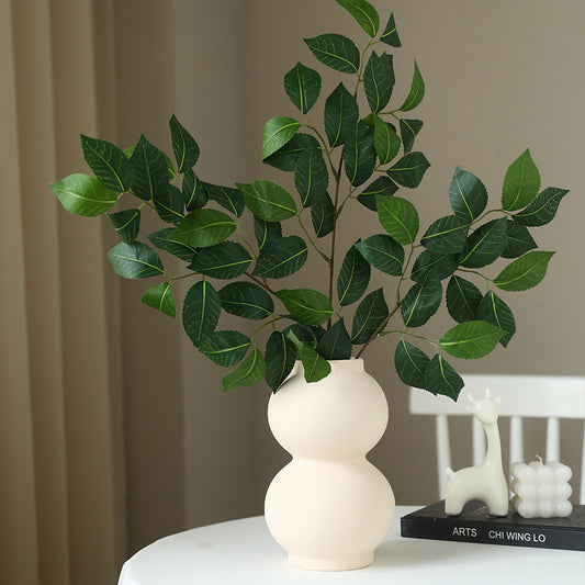 Nordic-Inspired Realistic Single Stem Camellia Leaf - Elegant Home and Bedroom Décor, Lifelike Green Plant for Stunning Floral Arrangements and Unique Decorative Accents