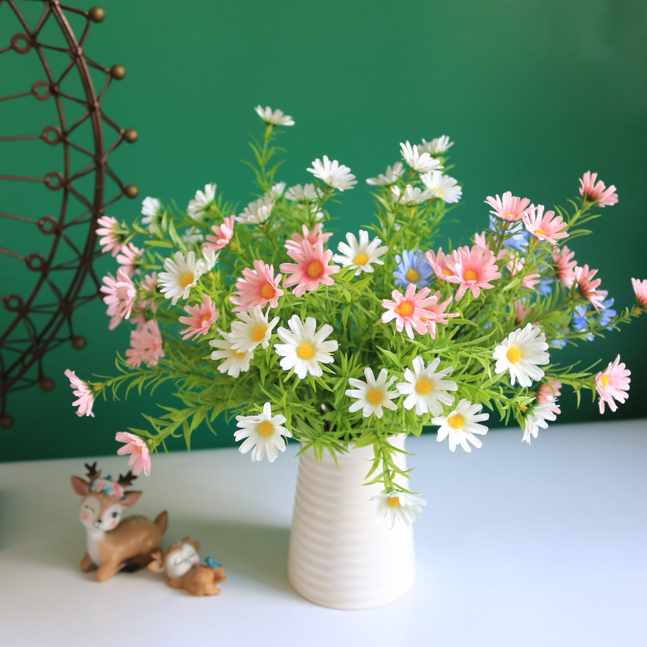 Realistic Mini Daisy & Wildflower Wedding Photography Props - Perfect Home Décor Accents for Your Special Day!