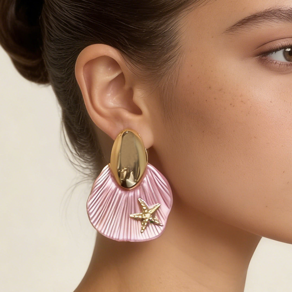 Chic Minimalist Shell Earrings for Women – Sweet Ocean-Inspired Studs Perfect for Any Occasion