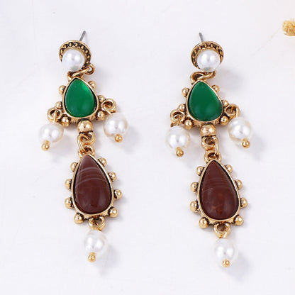 Vintage Baroque-Inspired Resin Drop Earrings with Unique Geometric Design – Elegant Faux Pearl Pendant for Women