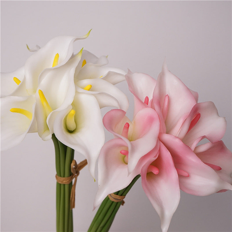 Realistic Soft Latex Calla Lily Bouquet - Perfect for Home Décor, Photography Props, and Wedding Handheld Arrangements