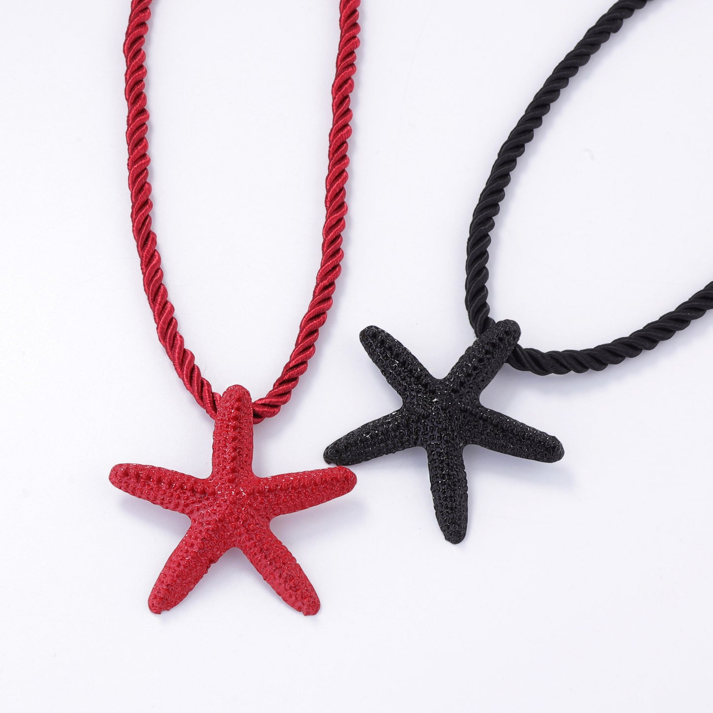 Stylish Minimalist Beach Ocean-Inspired Starfish Pendant Necklace - Versatile and Trendy Casual Jewelry for Women