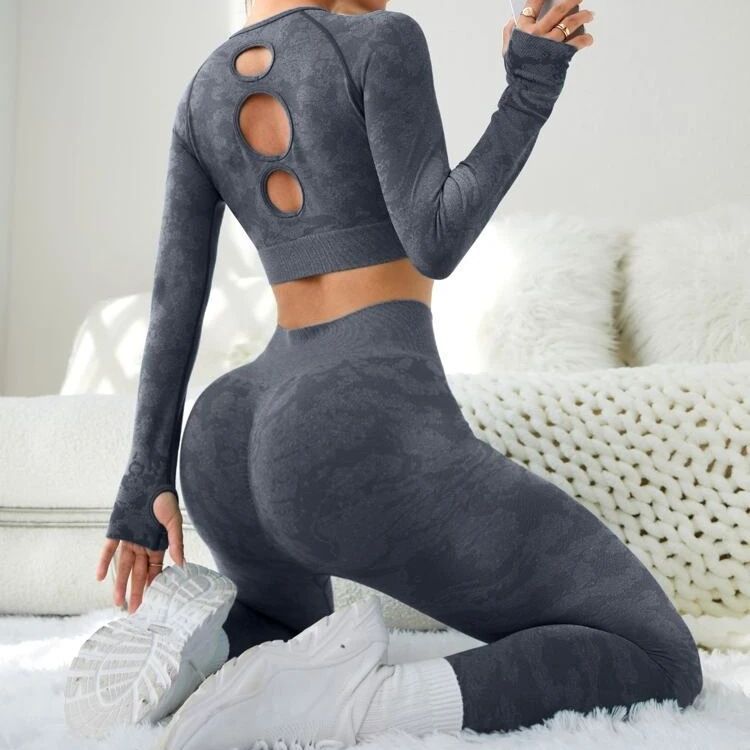 Hollow Back Long Sleeve Top with High Waisted Butt Lifting Leggings Yoga Fitness Set for Comfortable and Chic Workouts