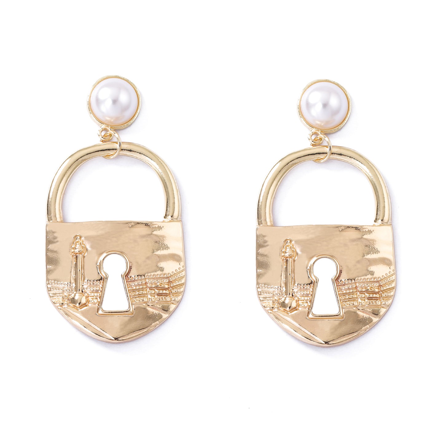 Chic Vintage-Inspired Alloy Lock Keychain with Elegant Faux Pearl Drop Earrings - Unique, Exquisite, and Perfect for Adding a Touch of Luxury to Any Outfit
