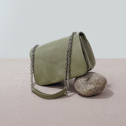 First Layer Waxed Cowhide Leather Quilted Chain Tote Bag Versatile Vintage Luxury Shoulder Bag for Individuals