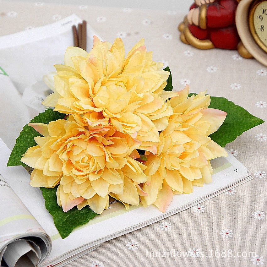 Stunning Elegant Dahlia Bouquet - Exquisite Oriental Floral Arrangement for Home Décor and Wedding Celebrations