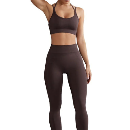 Seamless Solid Color Yoga Suit Set Comfortable Fitness Leggings for Body Sculpting