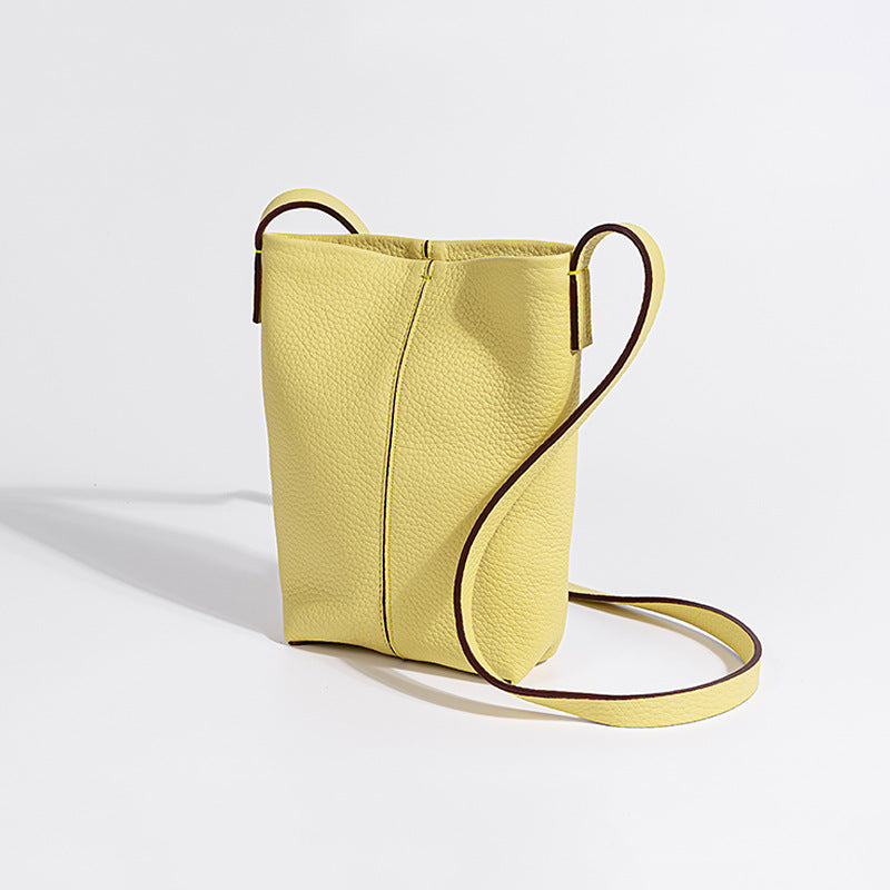 Minimalist Genuine Leather Crossbody Phone Bag for Women Compact Versatile and Mini Purse for Everyday Use