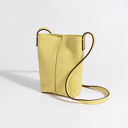 Minimalist Genuine Leather Crossbody Phone Bag for Women Compact Versatile and Mini Purse for Everyday Use