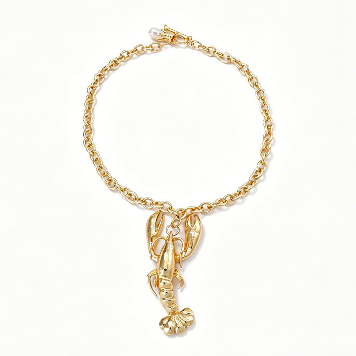 Chic Luxury Design Oversized Metal Lobster Pendant Necklace - Fashionable and Versatile Statement Jewelry for Women