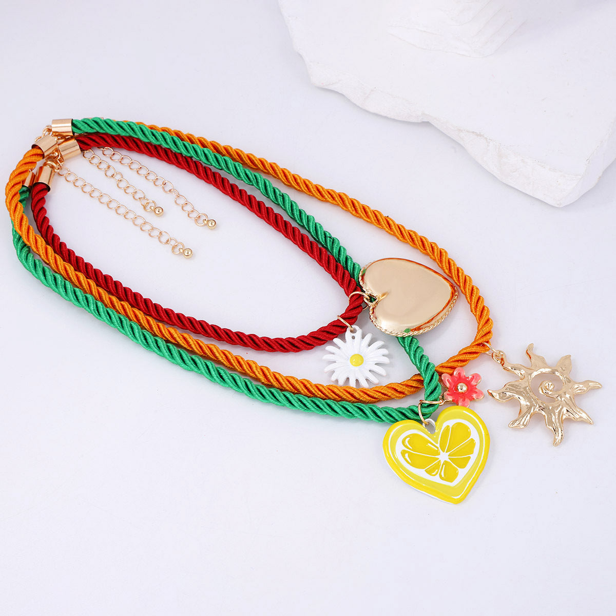 Charming Summer Multi-Layered Colorful Heart Pendant Necklace with Cute Flower Accents - Ideal for Casual Vacations and Stylish Outings