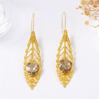 Luxurious Vintage-Inspired Statement Earrings with Intricate Metal Filigree and Exaggerated Feather Leaf Design – Perfect for Glamorous Parties and Special Occasions