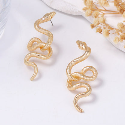 Unique Textured Animal-Inspired Statement Snake Earrings - Effortlessly Chic, Versatile Everyday Wear for a Touch of Luxurious Minimalism