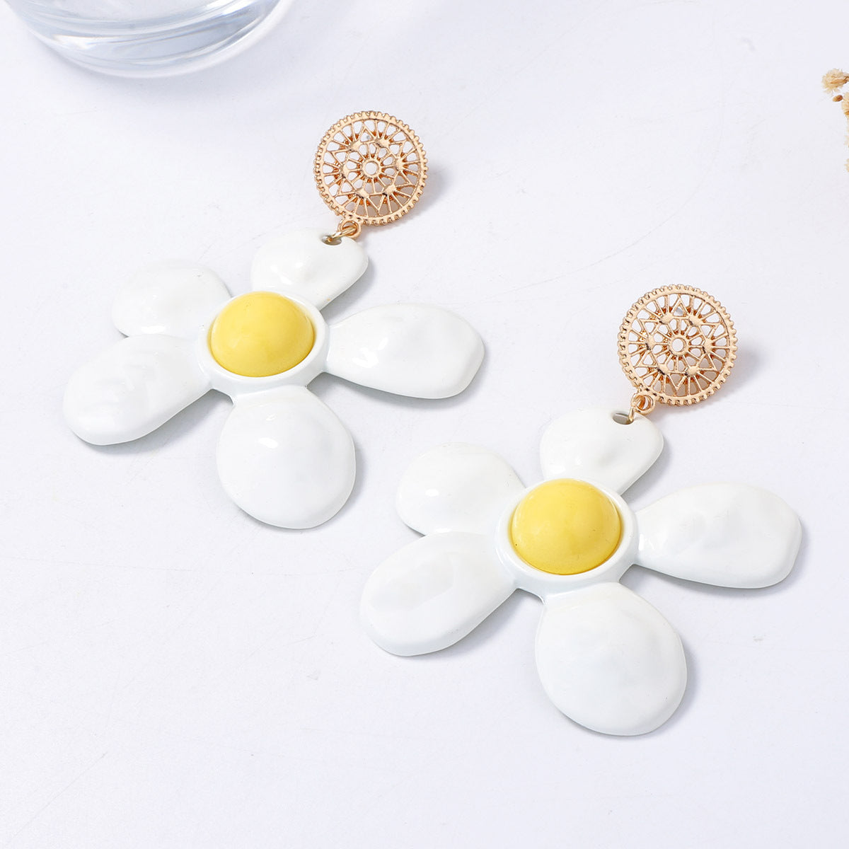 Elegant Oversized Floral Alloy Drop Earrings - Simple, Fresh, and Sweet Design for Versatile Sophistication