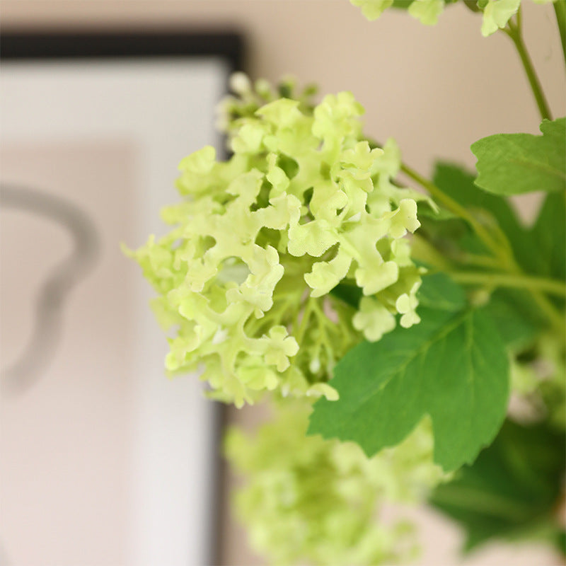 Realistic Single Stem 5-Head Hydrangea – Elegant Faux Floral Decoration for a Fresh, Nature-Inspired Home Style | Perfect for Showrooms and Living Spaces