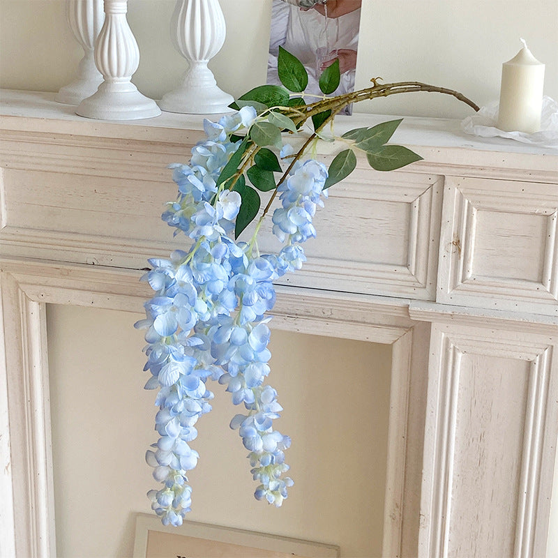 Lifelike Giant Wisteria Silk Blooms – Stunning Fake Flowers for Wedding Decor, Elegant Room Accents, and Exquisite Event Floral Arrangements