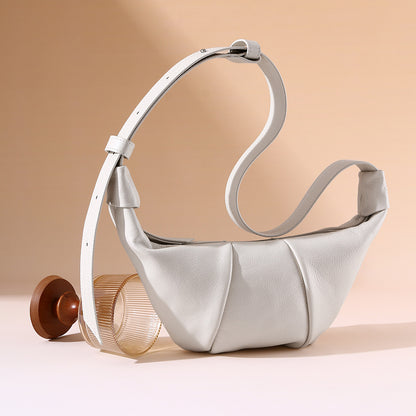 Luxurious Genuine Leather Vintage Inspired Dumpling Bag for Women Versatile and Spacious Horn Shaped Shoulder and Crossbody Tote